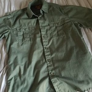 Short sleeve button-down